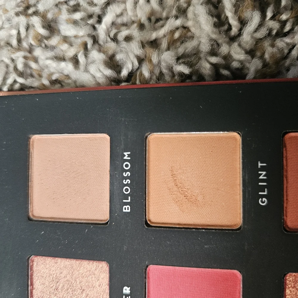 Bad Habit After Glow Eyeshadow Palette - Rose Gold